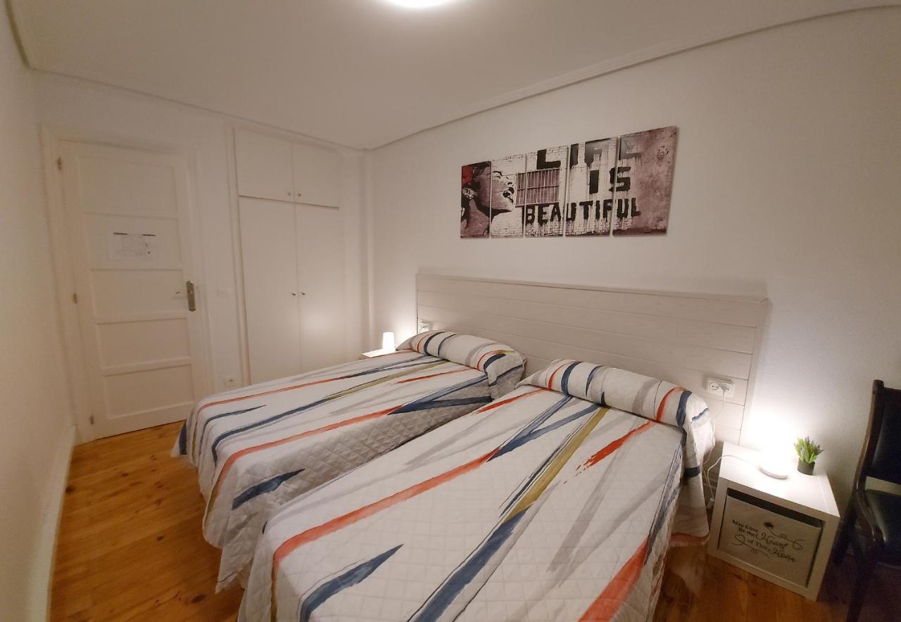 Apartamento Saioa Pamplona Exterior photo